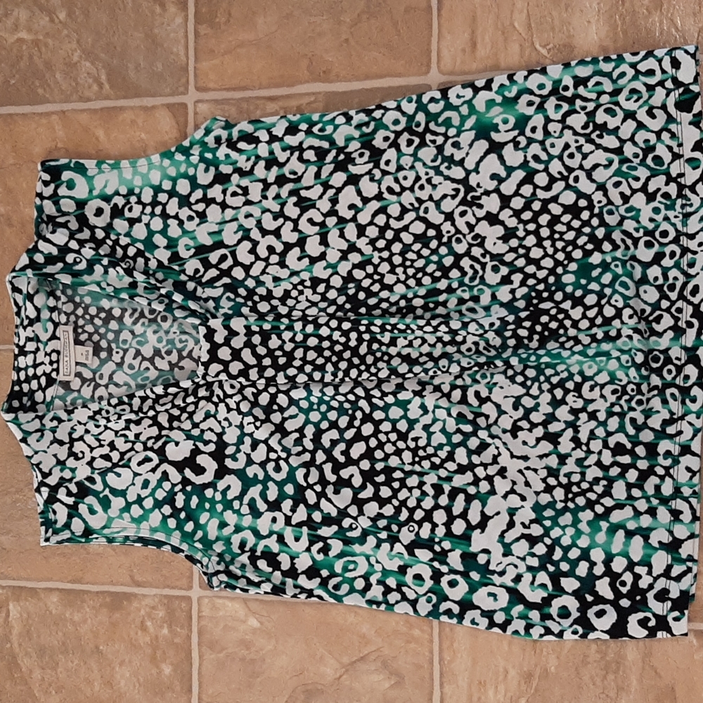 Dana Buchman Top